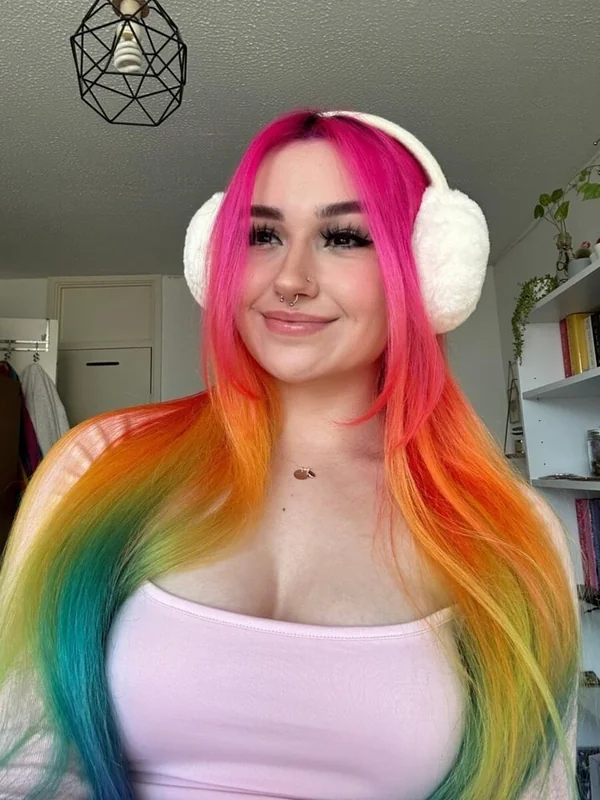 Hellbunny2k OnlyFans profile on OnlySeek