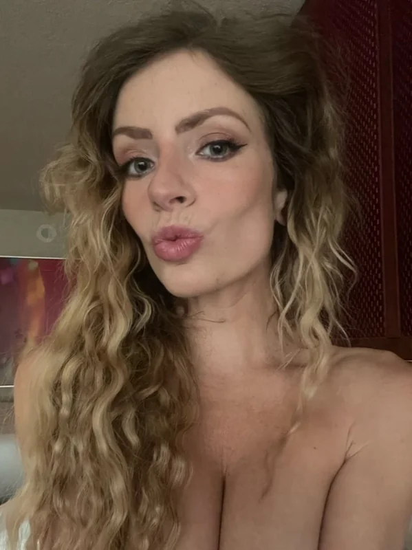 Cody Renee Cameron profile photo