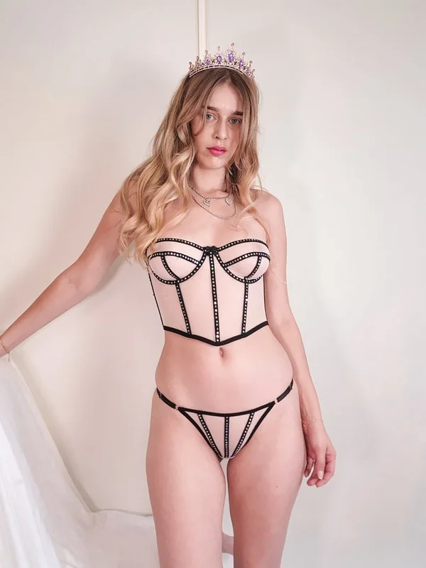 Honeybeenudes profile photo