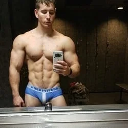 Derrick OnlyFans profile on OnlySeek