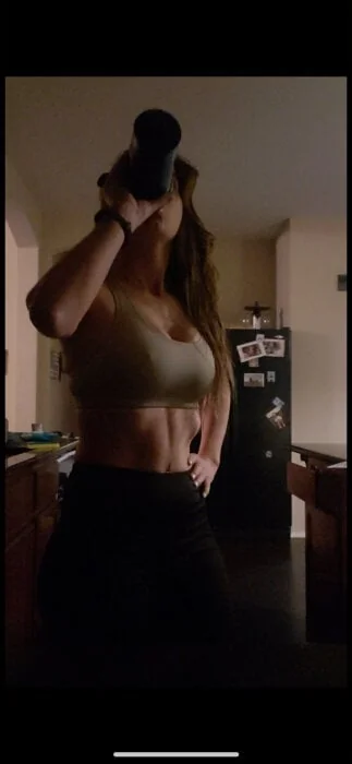 Hotwiferen profile photo