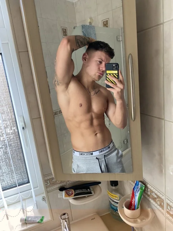 Hungharryfree profile photo