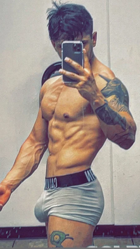 Imtheroman OnlyFans profile on OnlySeek