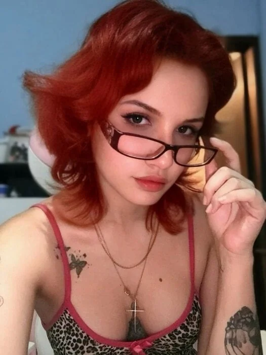 Izitam OnlyFans profile on OnlySeek