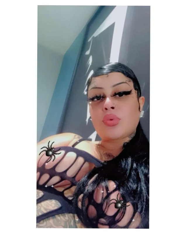 Jackieminati profile photo