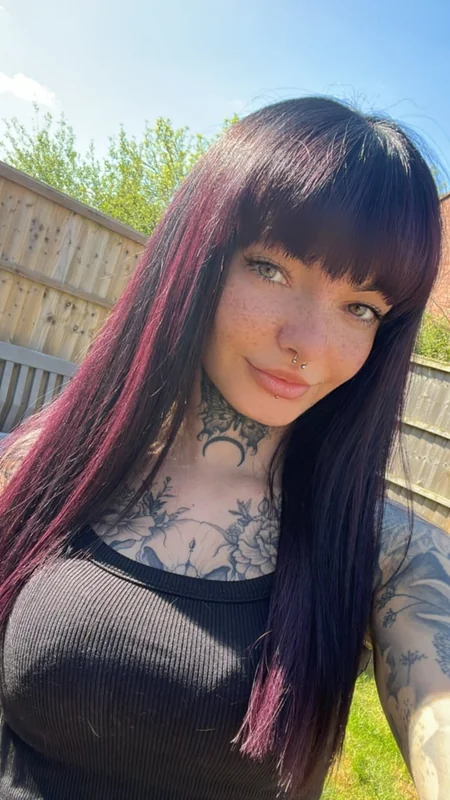 Pretty Little Jem 💎 VIP 💎 OnlyFans profile on OnlySeek