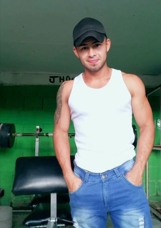 Jhon23sexxx profile photo