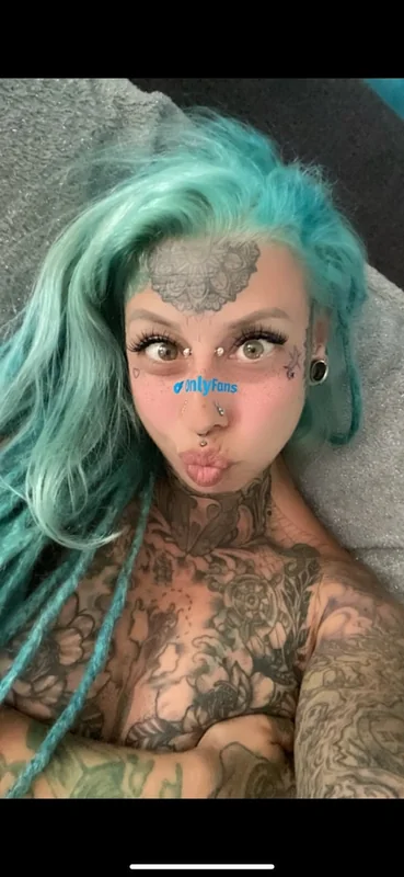 Kitikhaos OnlyFans profile on OnlySeek
