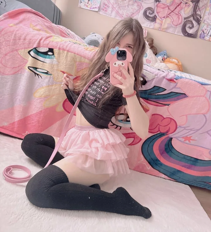 Princess Lily >~< profile photo