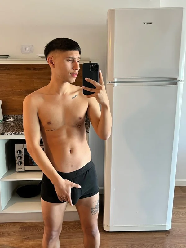 Latinbaefree OnlyFans profile on OnlySeek