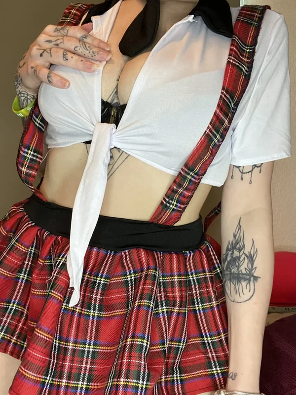 Laylaxo OnlyFans profile on OnlySeek