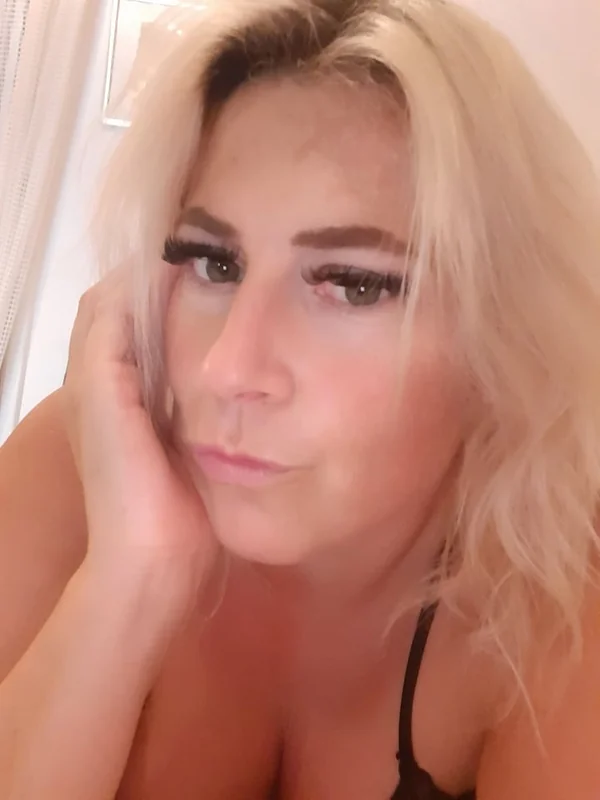 Littlelady36 OnlyFans profile on OnlySeek