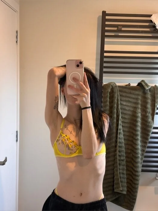 Lizzuncoveredx OnlyFans profile on OnlySeek
