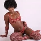 Lola Treatz profile photo
