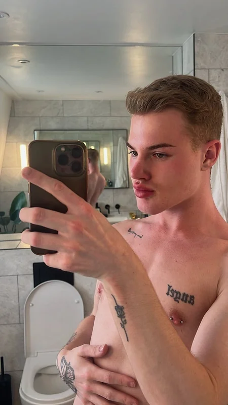 Lucaslovestone profile photo