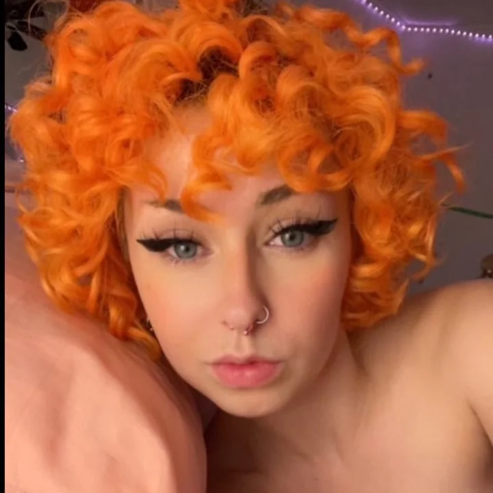 Lunalemon OnlyFans profile on OnlySeek
