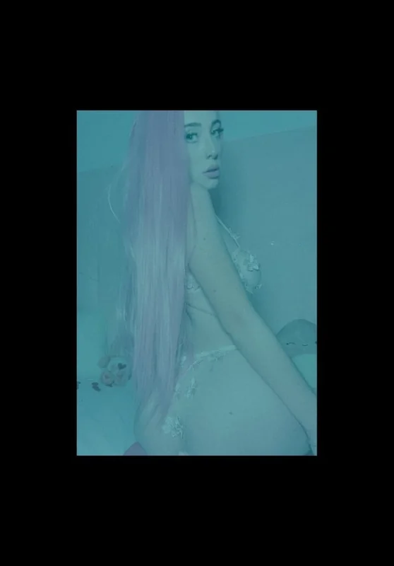 Lunardisgraceee profile photo
