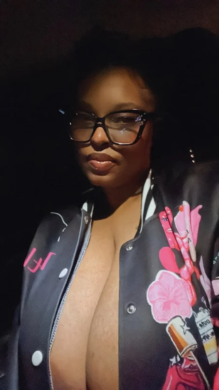 Twins mom🫶🏽 profile photo