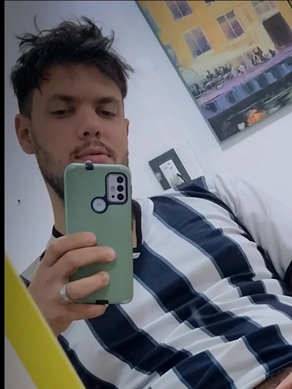 Martinlevis profile photo