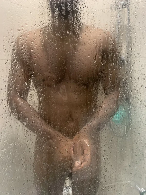 Max Ellis 🇨🇦 OnlyFans profile on OnlySeek