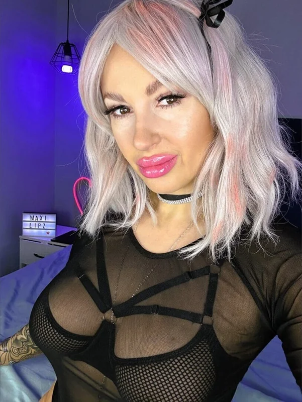 Maxilipz OnlyFans profile on OnlySeek