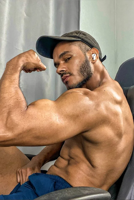 Mbigpolo OnlyFans profile on OnlySeek