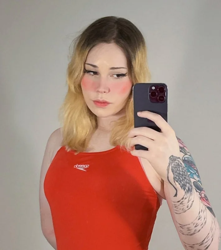 meowriza profile photo