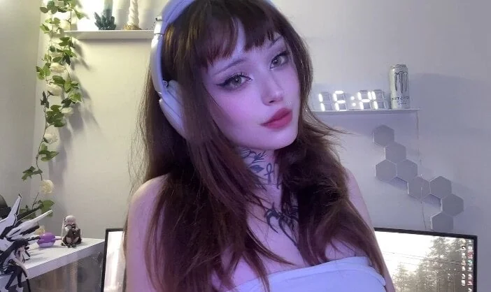 Miaxnolanfree OnlyFans profile on OnlySeek