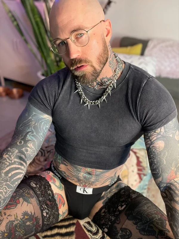 Mikedev777 OnlyFans profile on OnlySeek