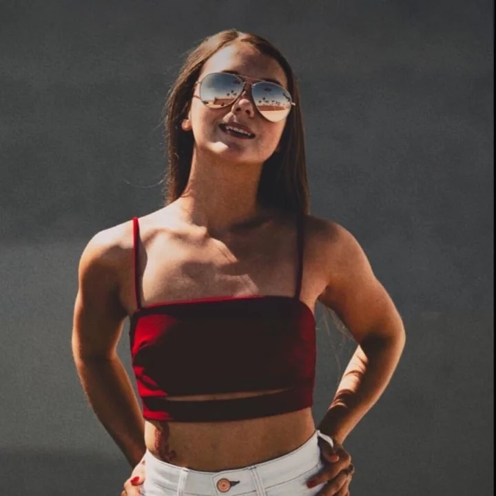 Miramonroexxx OnlyFans profile on OnlySeek