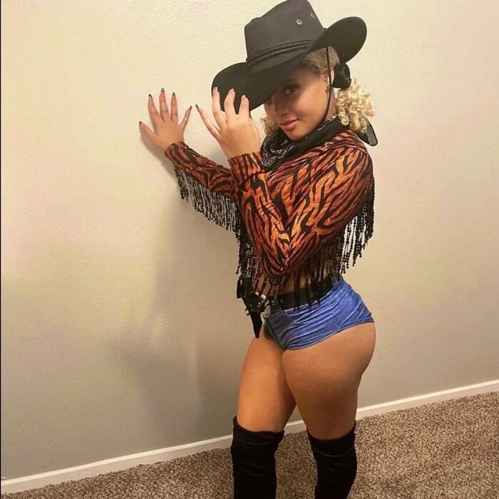 Misshoneybun profile photo