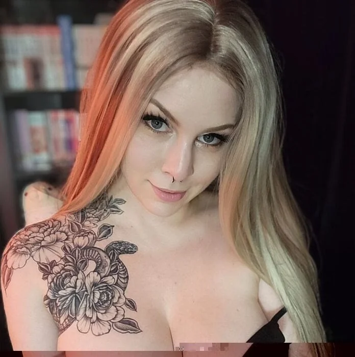Misscozypeach profile photo