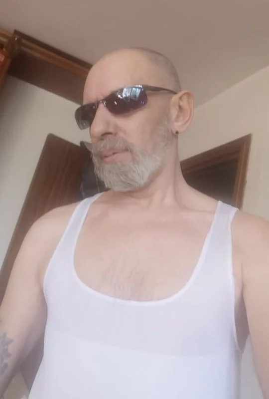 Monsterdickhunters profile photo
