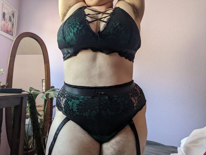Ivy Pine OnlyFans profile on OnlySeek