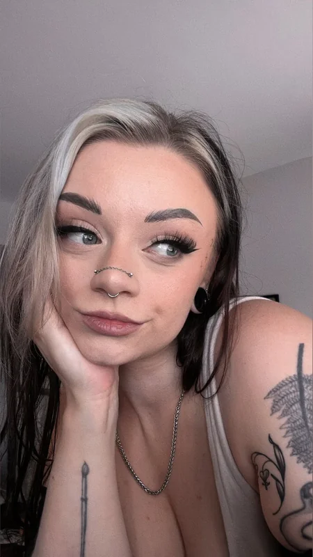 Mothhh profile photo