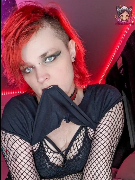 Moxxi profile photo
