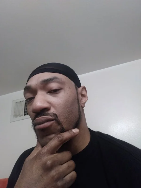 Mrdickums40 profile photo