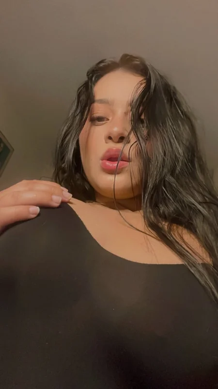 Nataliafer02 OnlyFans profile on OnlySeek