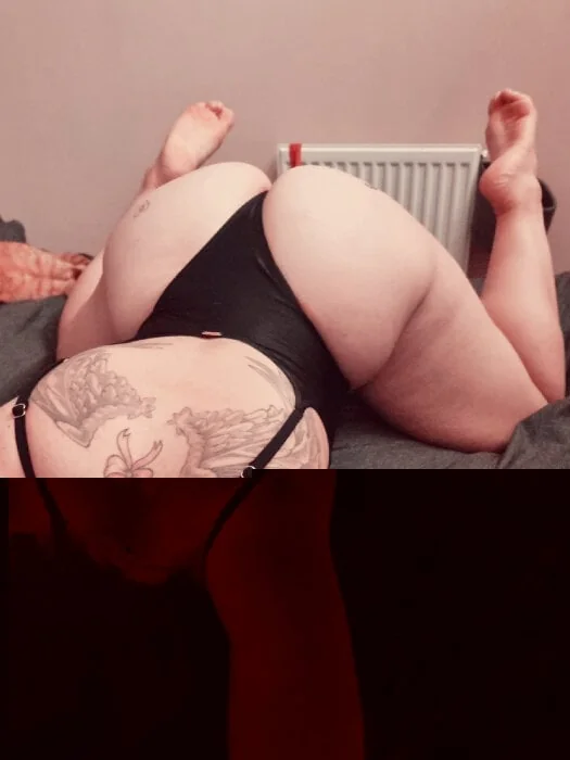 Naughtylittlenerds OnlyFans profile on OnlySeek