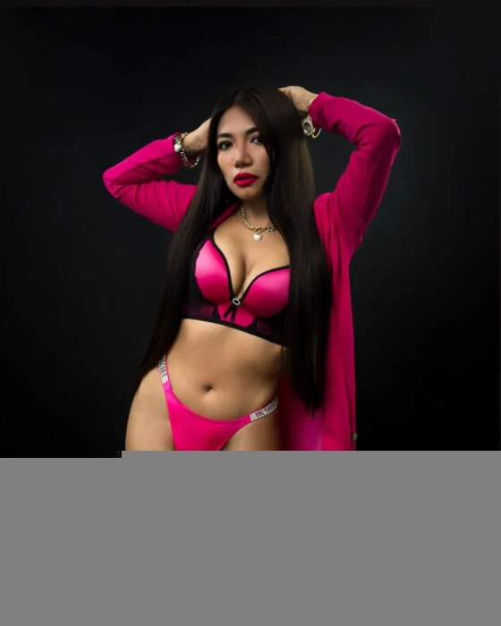 Nicolelabombon OnlyFans profile on OnlySeek