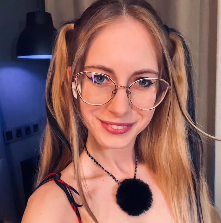Nikki Gia Official profile photo