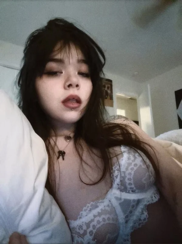 Nikkiistar OnlyFans profile on OnlySeek