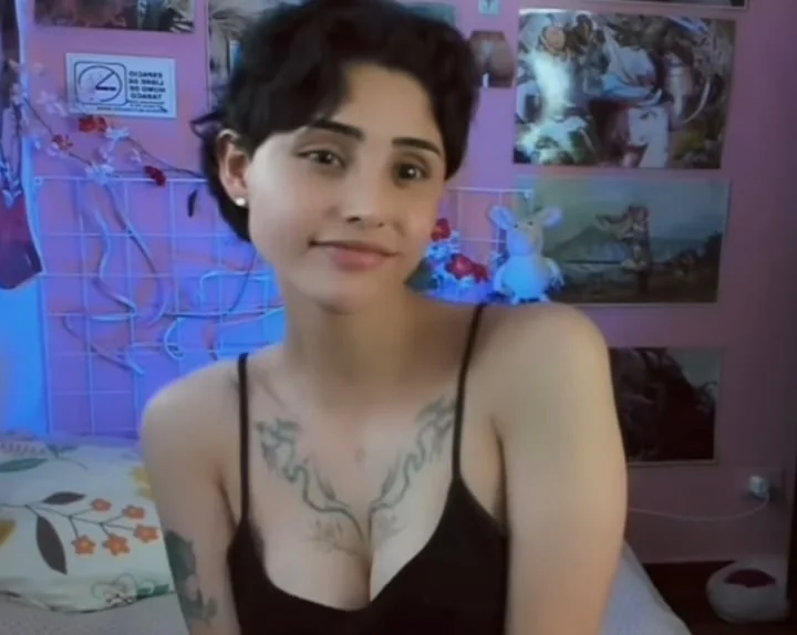 Nikylaine profile photo