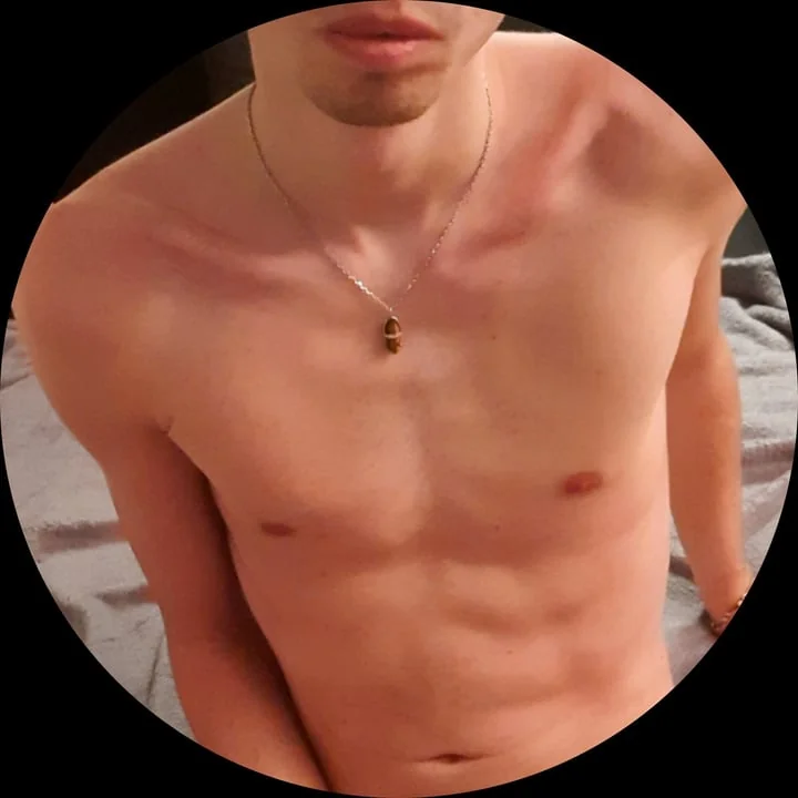 Théo p'tit minet 🔥 OnlyFans profile on OnlySeek
