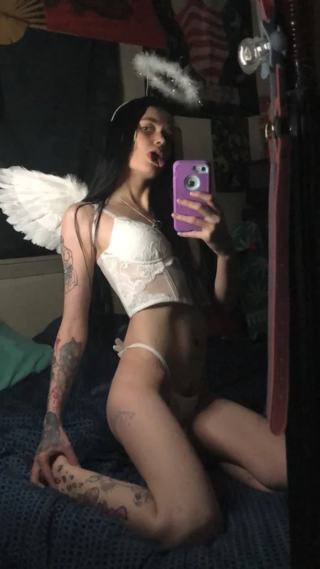 Peacheyscreams profile photo