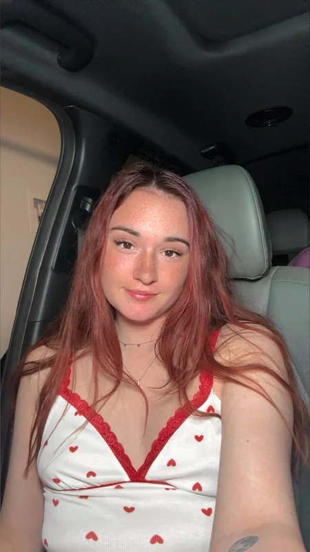 Petitebby22 OnlyFans profile on OnlySeek