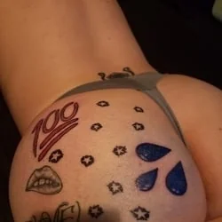 Phatbootywhtbottom4bbdic OnlyFans profile on OnlySeek