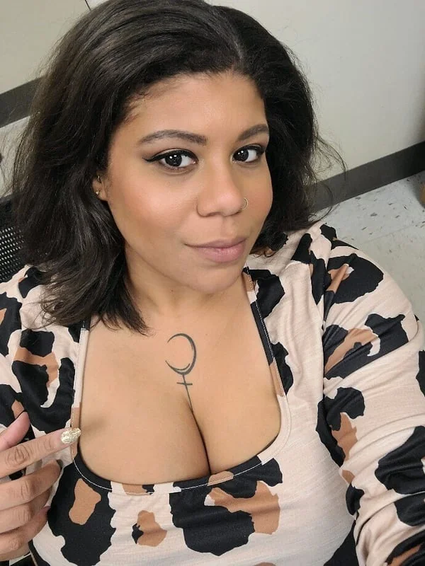 Pixie Thiccy OnlyFans profile on OnlySeek