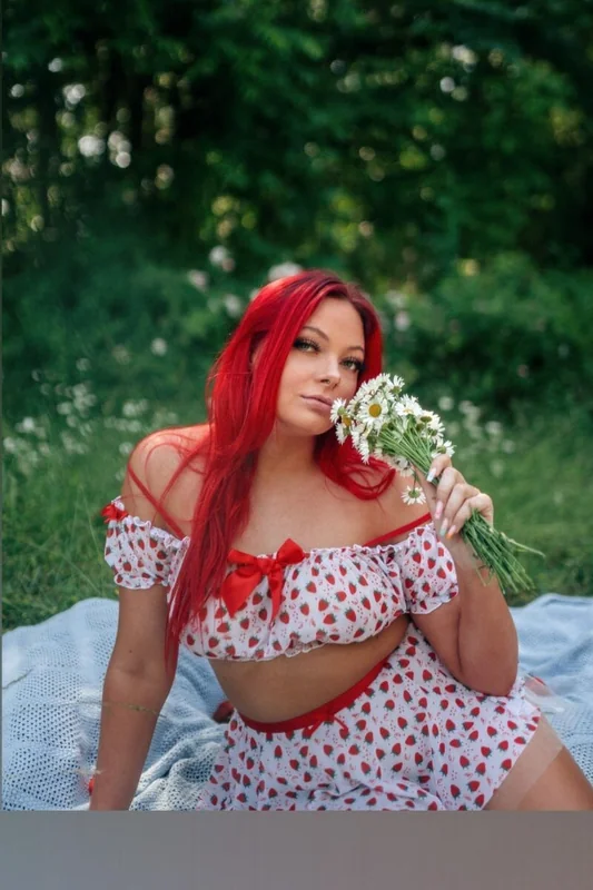 Qquueeeennbbbb OnlyFans profile on OnlySeek