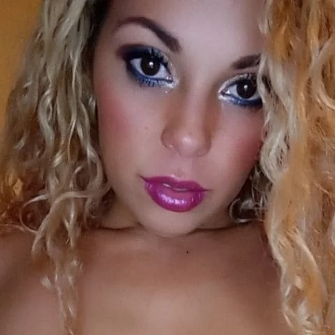 Lola Luxx OnlyFans profile on OnlySeek